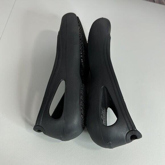 Crocs Kadee Shoe Womens 7 Black Slip on Rubber Casual Flat Loafer Light Comfort - Picture 6 of 10